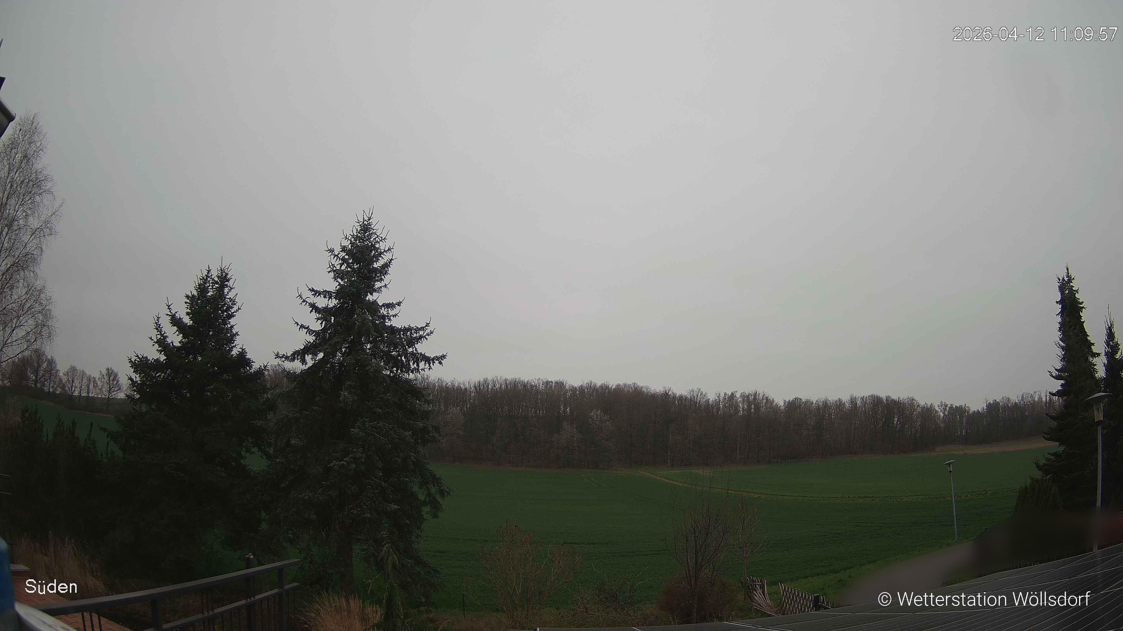 Blick von Wöllsdorf in Richtung Süden auf den Höhenzug des Pfaffenberges