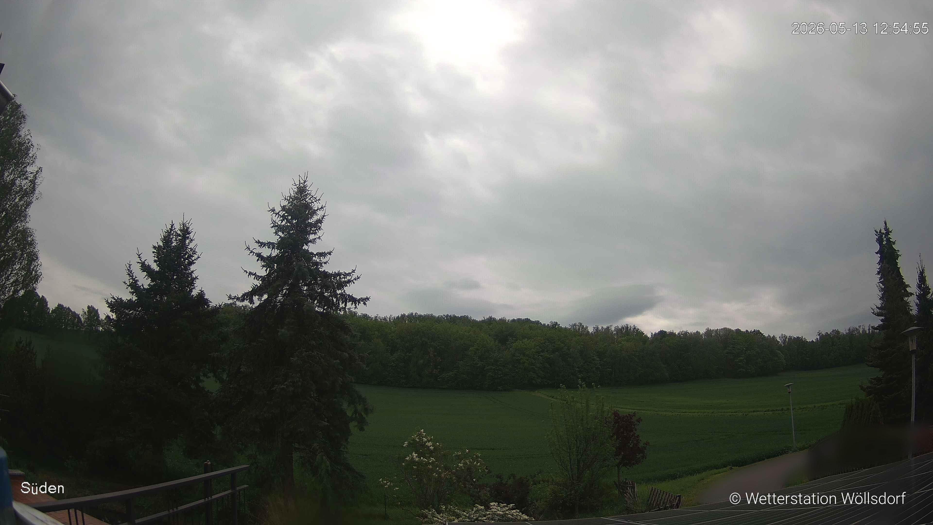 Blick von Wöllsdorf in Richtung Süden auf den Höhenzug des Pfaffenberges