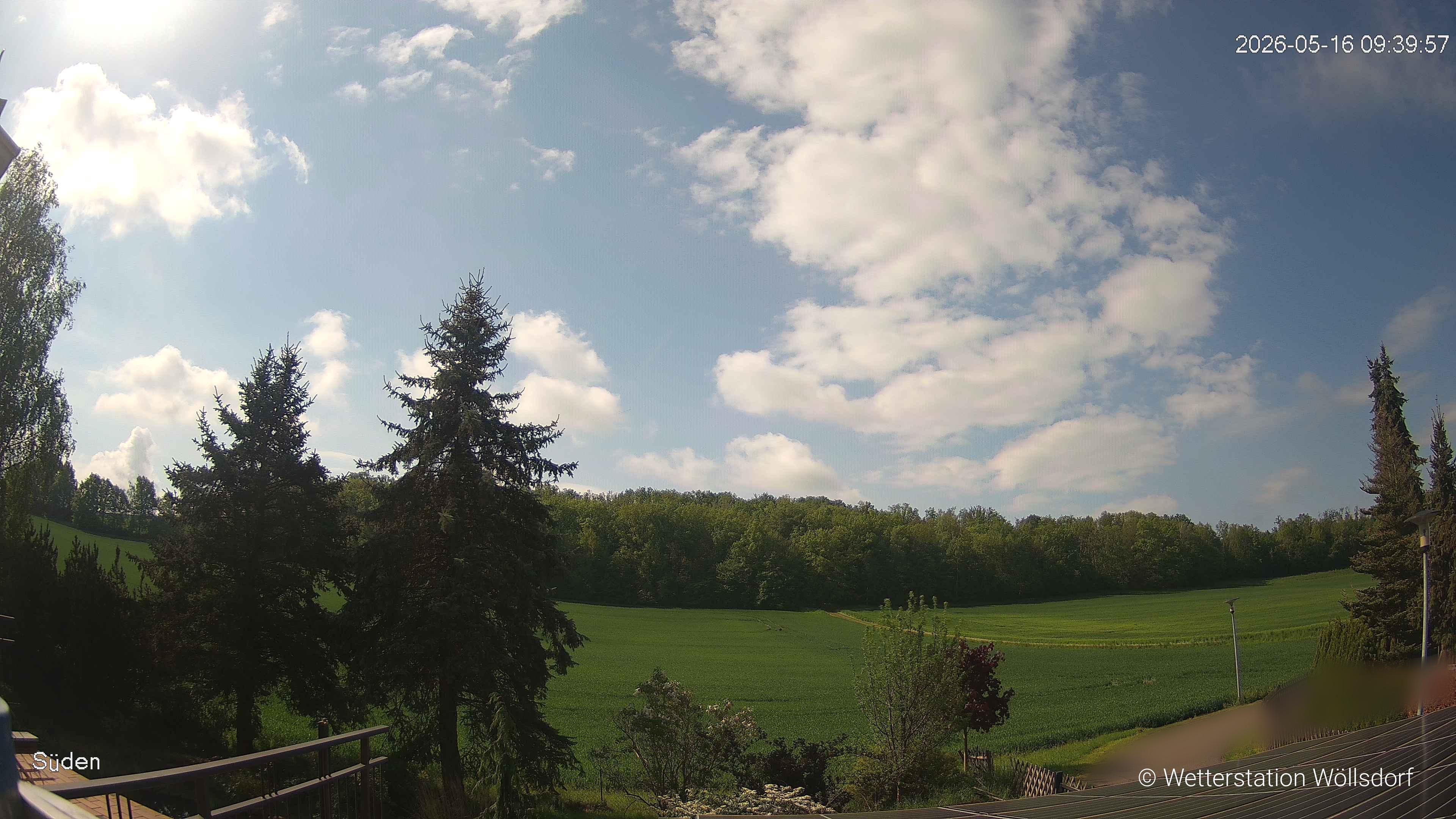 Blick von Wöllsdorf in Richtung Süden auf den Höhenzug des Pfaffenberges