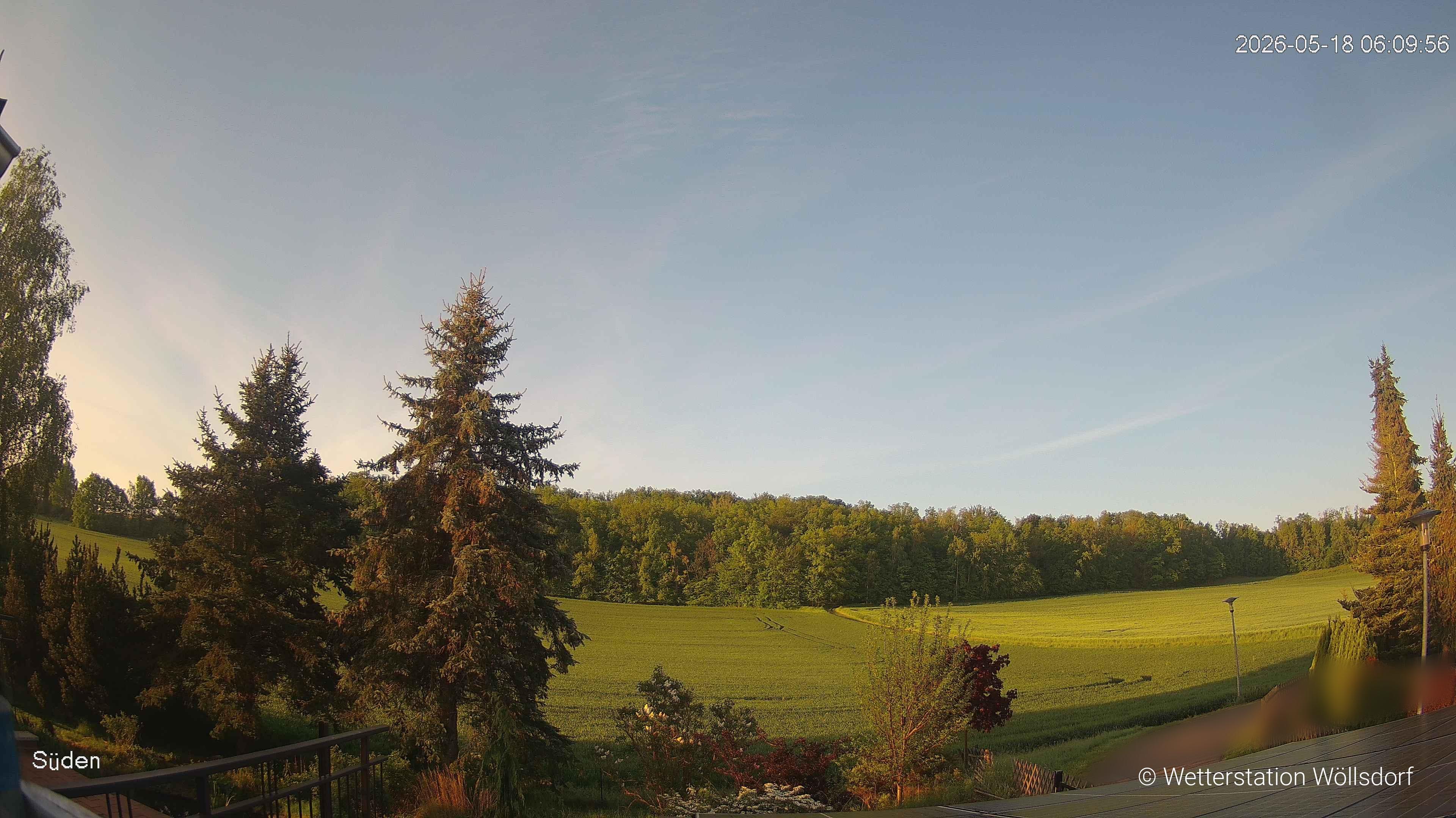 Blick von Wöllsdorf in Richtung Süden auf den Höhenzug des Pfaffenberges