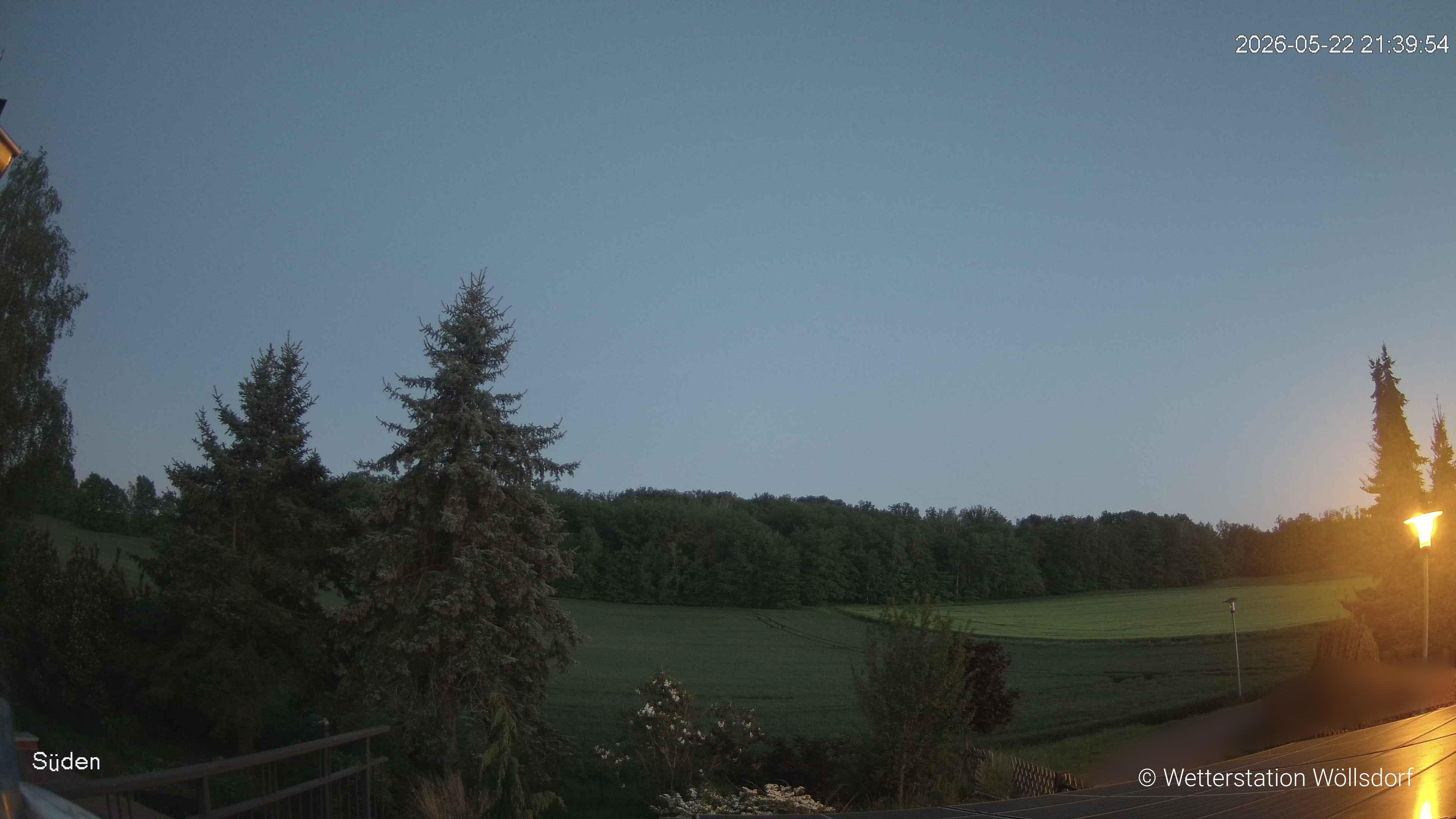 Blick von Wöllsdorf in Richtung Süden auf den Höhenzug des Pfaffenberges
