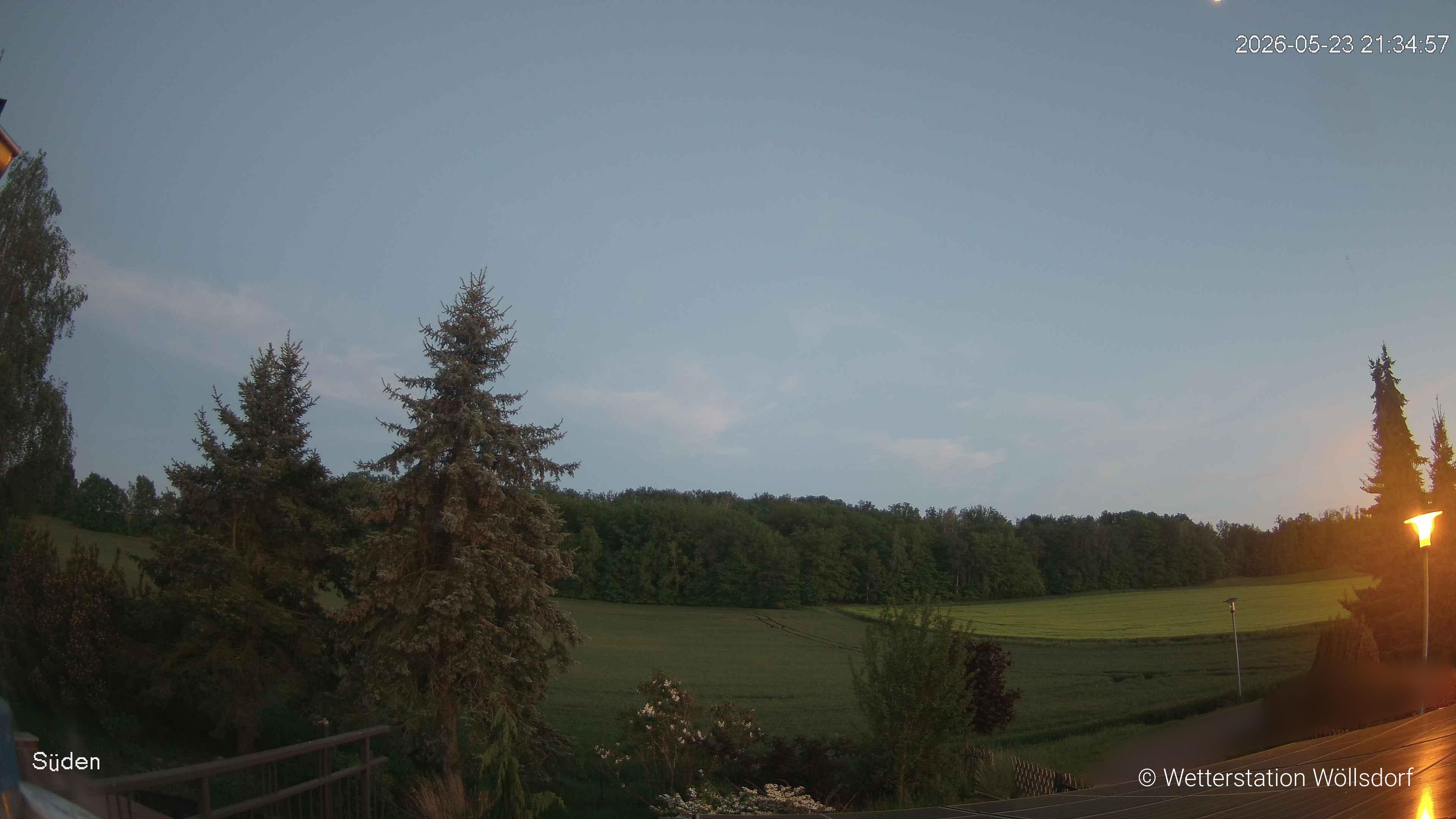 Blick von Wöllsdorf in Richtung Süden auf den Höhenzug des Pfaffenberges