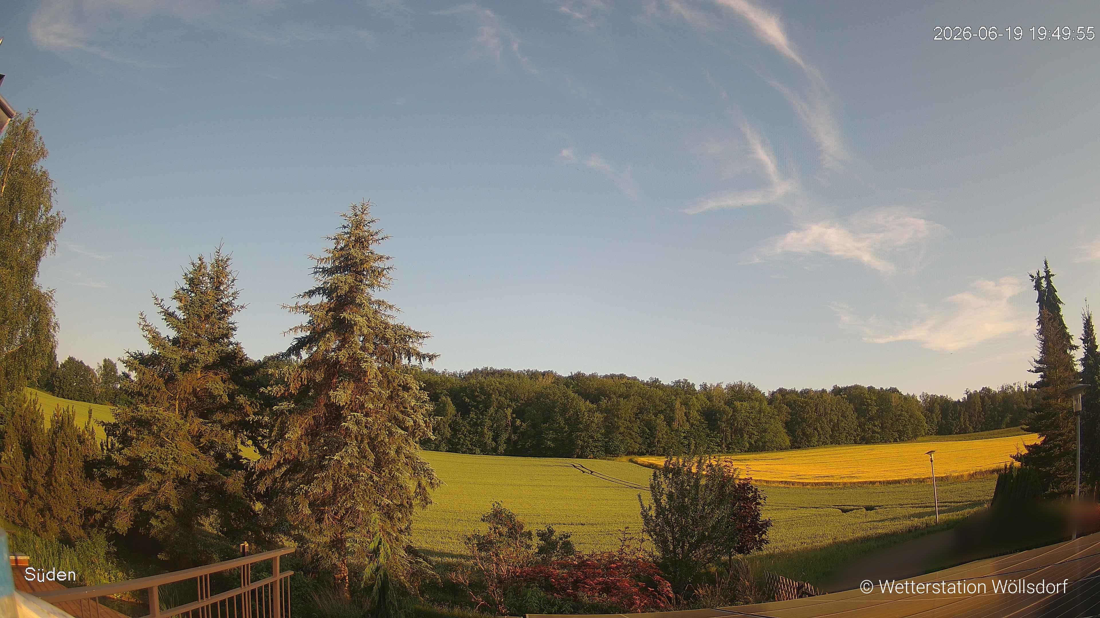 Blick von Wöllsdorf in Richtung Süden auf den Höhenzug des Pfaffenberges