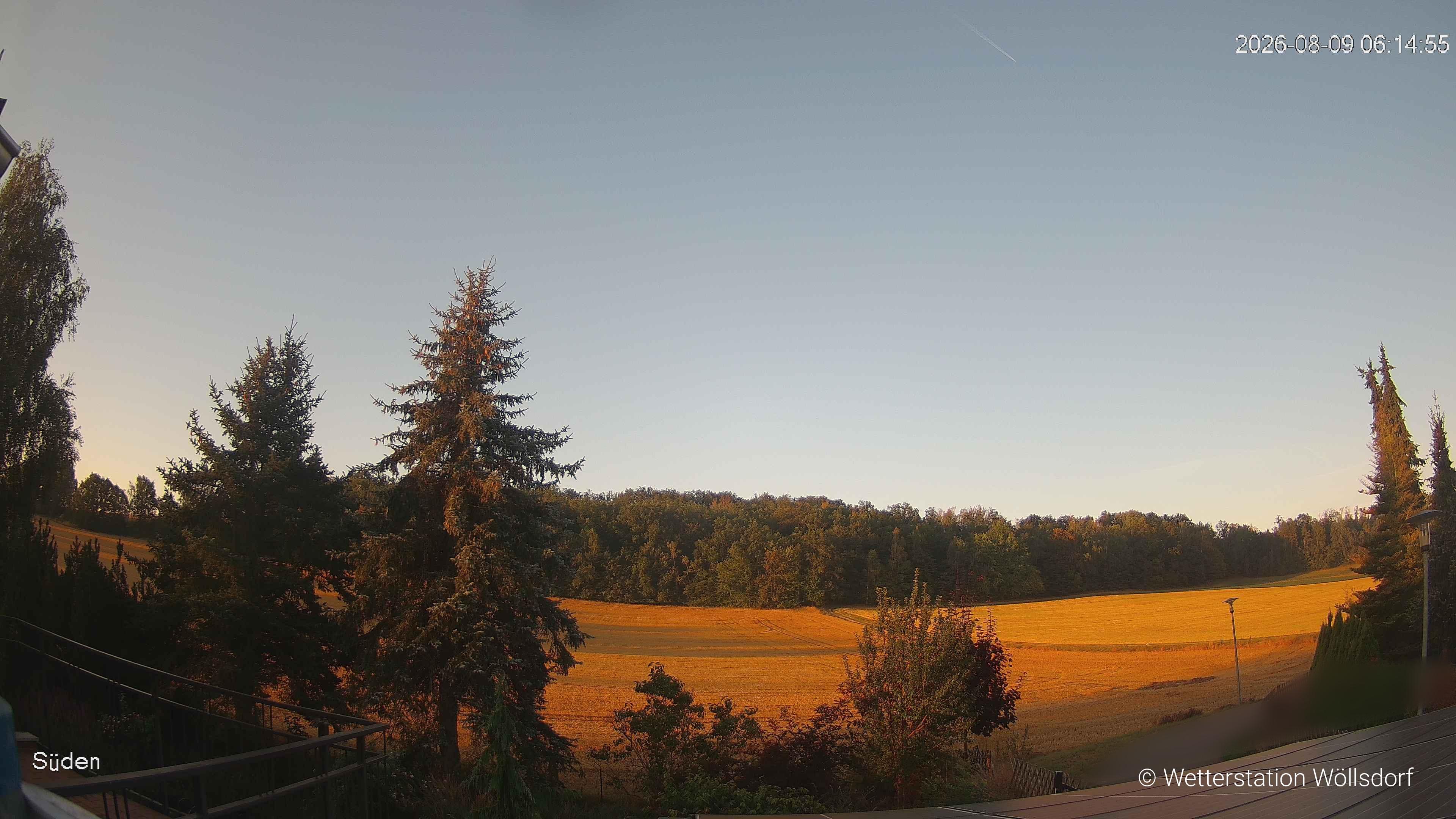 Blick von Wöllsdorf in Richtung Süden auf den Höhenzug des Pfaffenberges