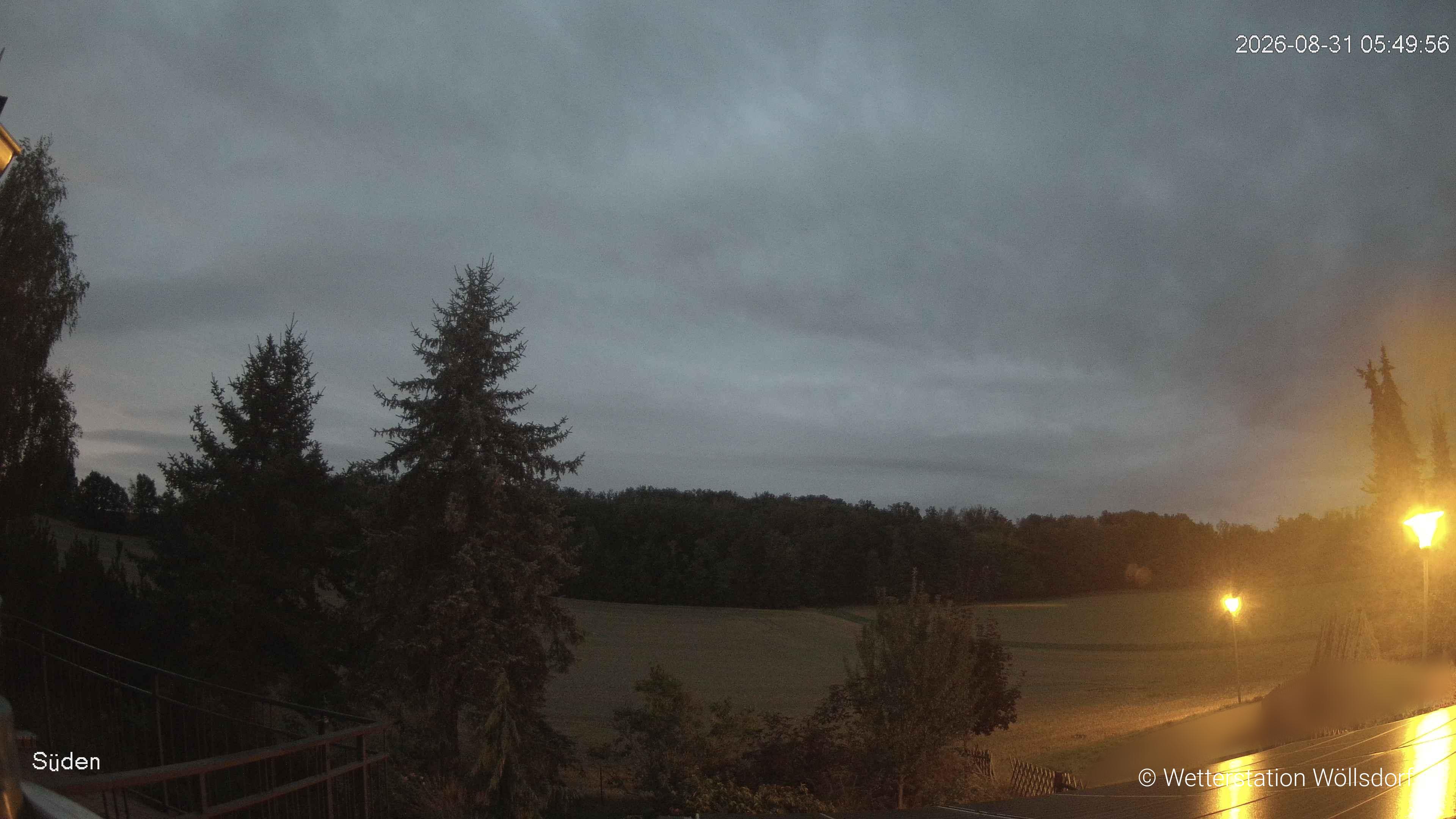 Blick von Wöllsdorf in Richtung Süden auf den Höhenzug des Pfaffenberges