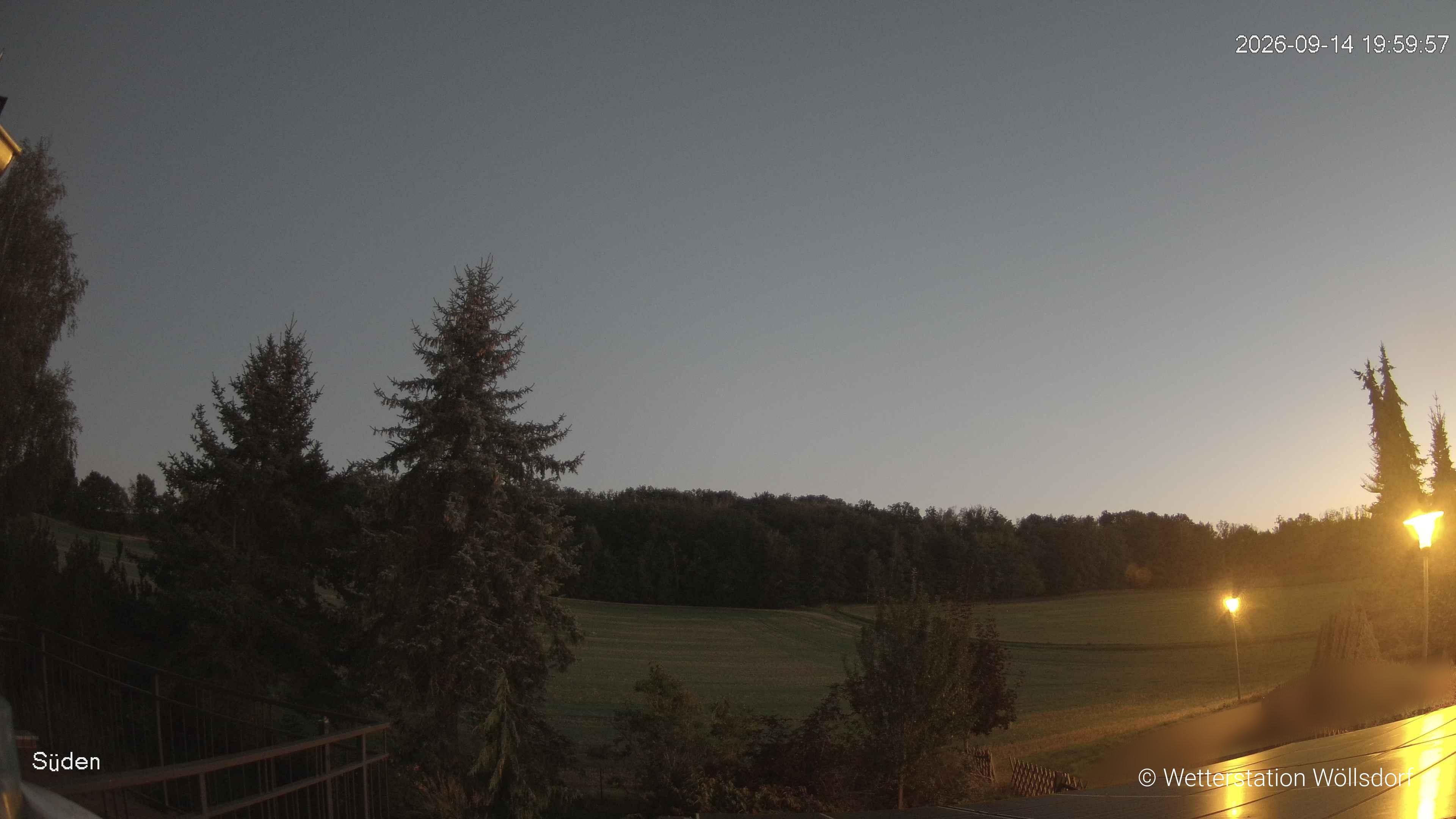 Blick von Wöllsdorf in Richtung Süden auf den Höhenzug des Pfaffenberges