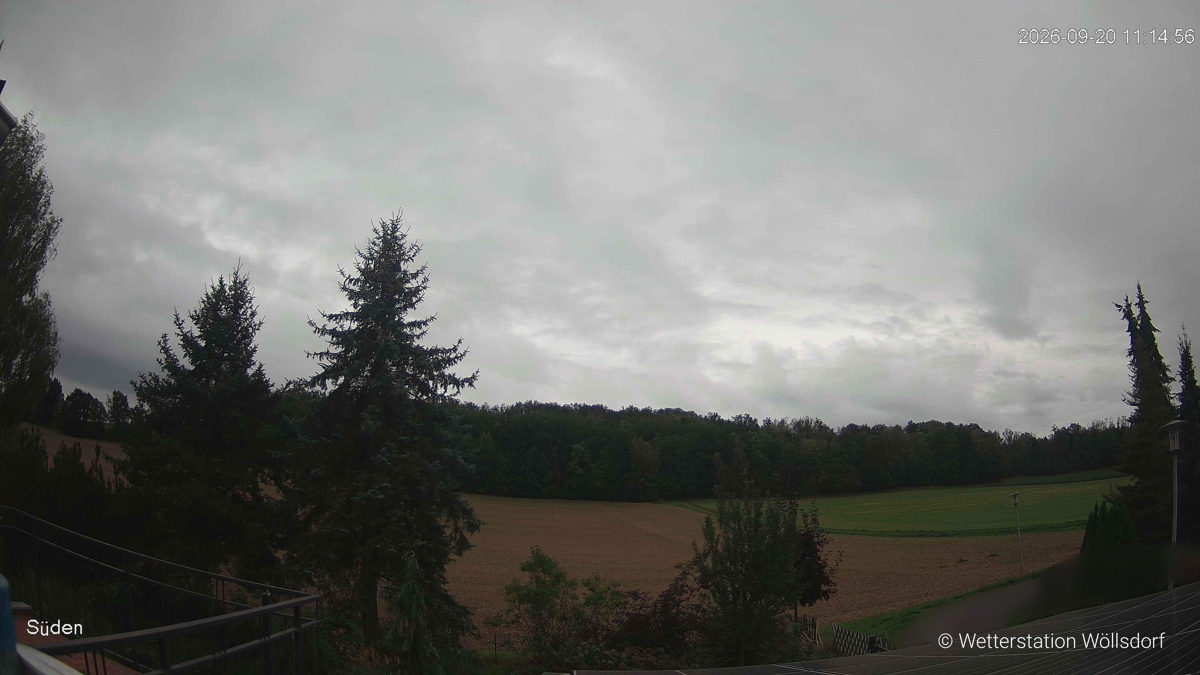 Blick von Wöllsdorf in Richtung Süden auf den Höhenzug des Pfaffenberges