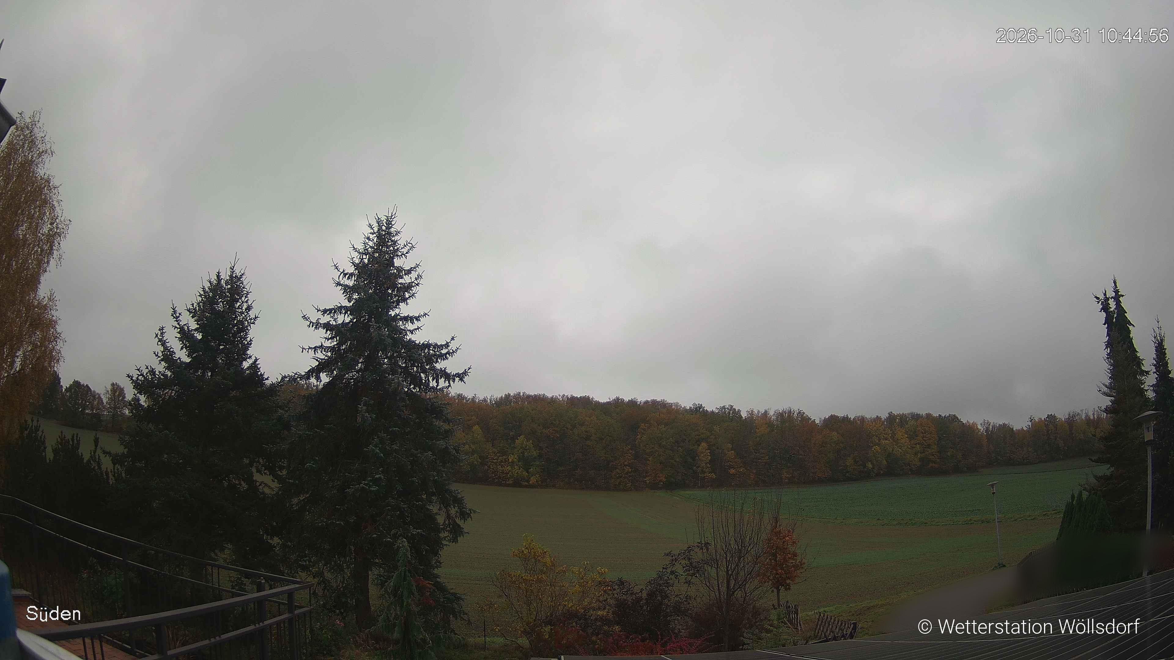 Blick von Wöllsdorf in Richtung Süden auf den Höhenzug des Pfaffenberges